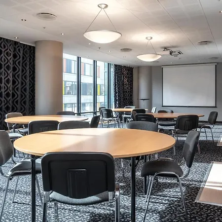 Hotel Thon Partner Forum 4*