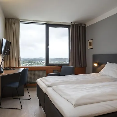 Thon Partner Forum Hotel 4*
